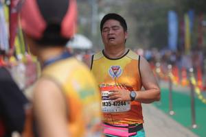 BIB: 200, 47244
                            <button type="button" onclick="openModal(8252434)" class="btn btn-primary btn-sm float-right btn-popup" data-toggle="modal" data-target=".modal-high-quality">
                        <i class="fas fa-shopping-cart"></i> Add to Cart
                    </button>
                                            <button type="button" onclick="isThisMe(8252434, true)" class="btn btn-success btn-sm float-right btn-popup btn-isme hidden" data-toggle="tooltip" data-placement="bottom" title="นี่คือรูปของคุณใช่ไหม คลิกที่นี่เพื่อเอาเข้าอัลบั้ม">
                        <i class="fas fa-plus"></i> Add to album
                    </button>
                    <button type="button" onclick="isThisMe(8252434, false)" class="btn btn-warning btn-sm float-right btn-popup btn-isnotme hidden">
                        <i class="fas fa-ban"></i> Remove from album
                    </button>